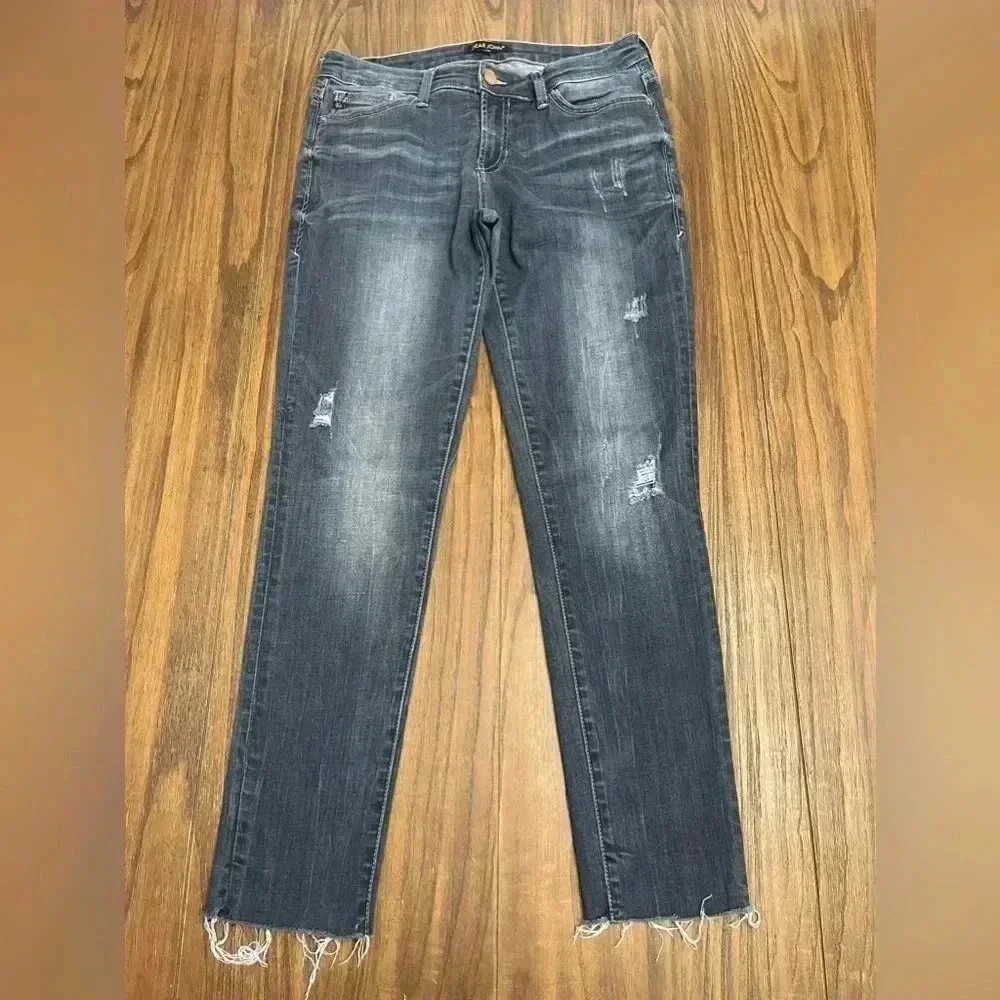 Dear John Straight Light Distressed Raw Hem Blue Denim Jeans Women’s Size 28